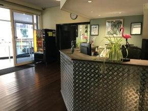 Гостиница Miami Hotel Melbourne  Мельбурн